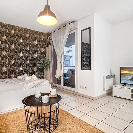 Homey Wild - Proche Gare Et Tram - Proche Centre - Balcon Prive - Parking Prive - Wifi Gratuit Annemasse Buitenkant foto